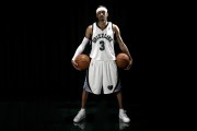 NBA东部首轮：猛龙93-89击败骑士，系列赛扳成2-2平，猛龙对骑士聚胜顽球汇